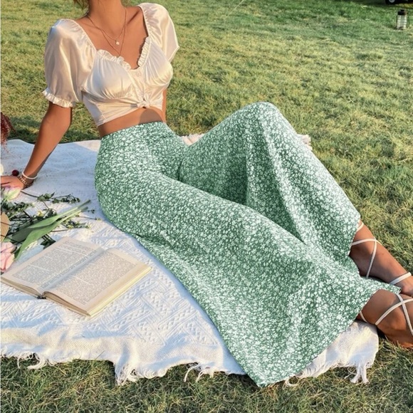 Boho Style Floral Print Split Thigh Belted Wide Leg Pants